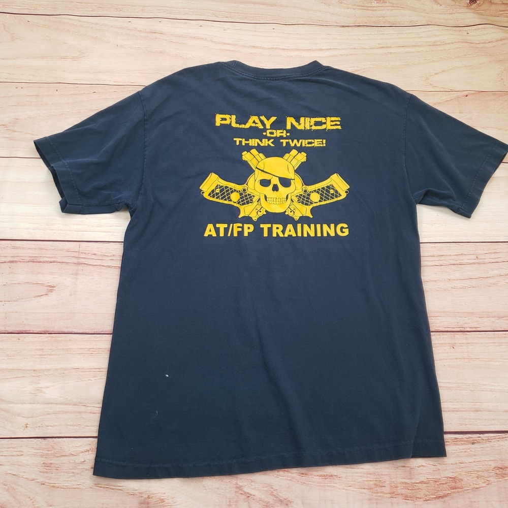 AT/FP Training T-Shirt Play Nice Think Twice Skull Guns Graphic Ammo Military‎